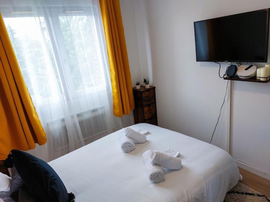 Le Sympathique - Petit Dejeuner, Netflix, Jacuzzi Rouen Eksteriør billede